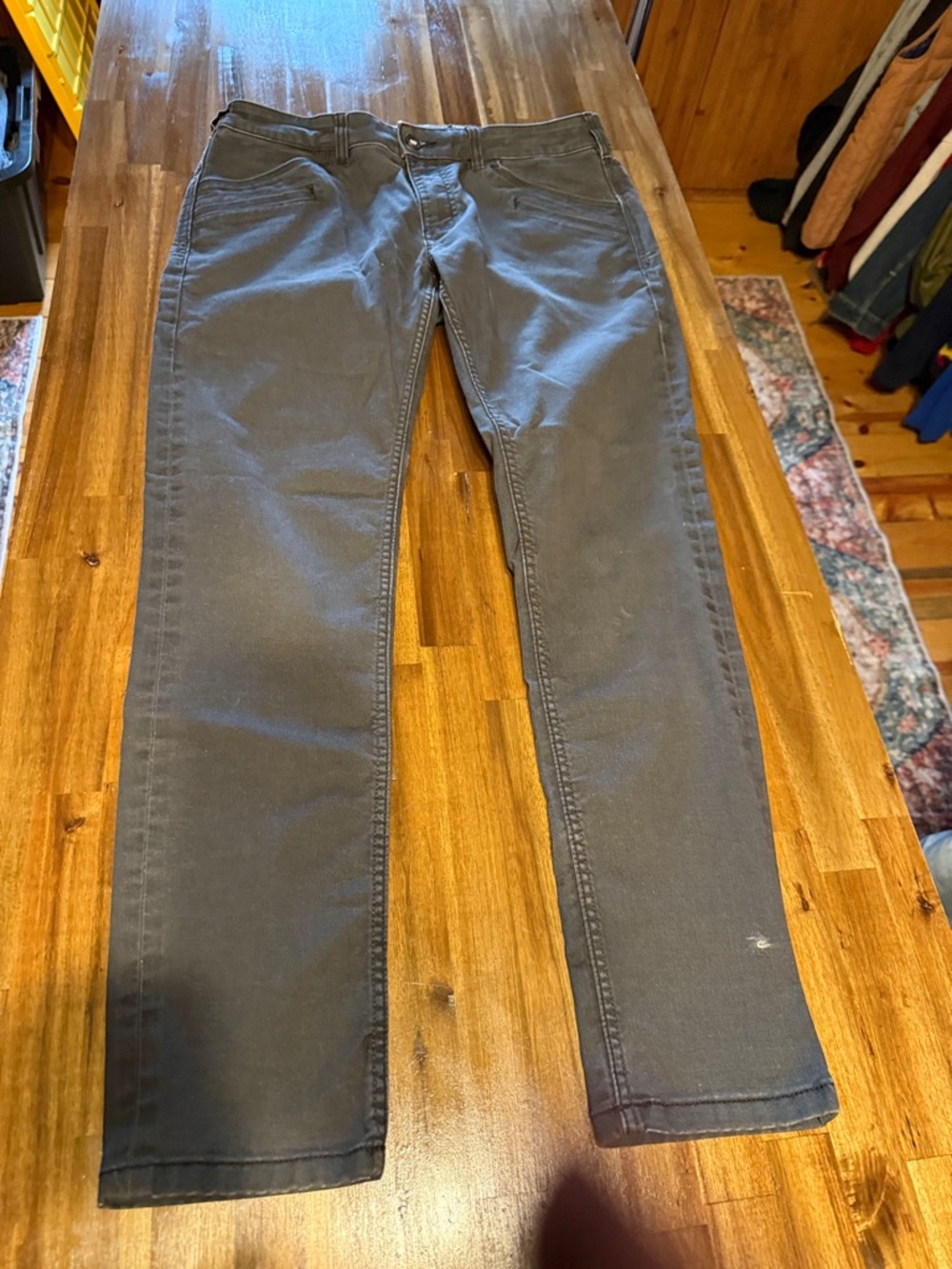 Slim Straight Casual Pants in Charcoal Gray Kuhl jeans and 5-11 lot of 2